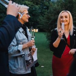 Ladies drinking champagne